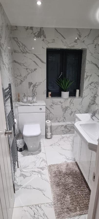 Beautiful Rooms With Free On Street Parking In Sydenham Лондон Экстерьер фото