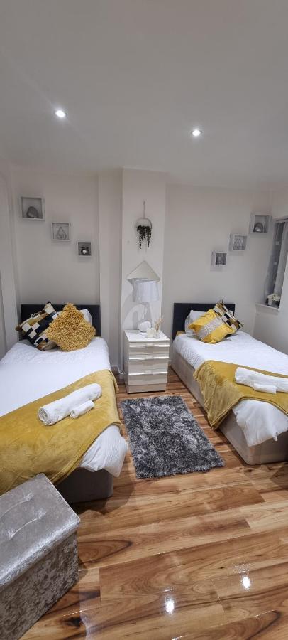 Beautiful Rooms With Free On Street Parking In Sydenham Лондон Экстерьер фото